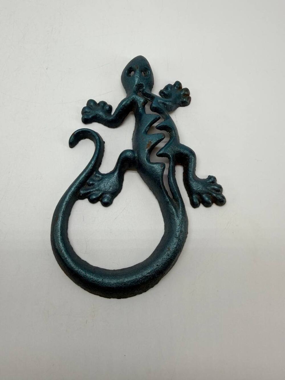 Cast Iron Gecko Lizard Wall Hook Towel Key Coat Hanger Green Patina 1.10 lb